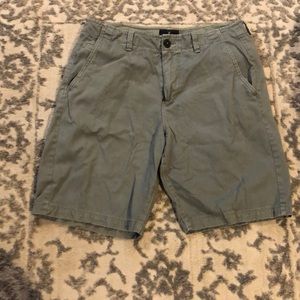 Olive men’s American eagle shorts